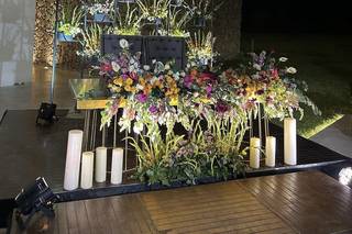 Eventos & Decoraciones Rojas - 24