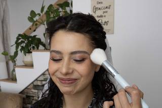 Be Blooming Makeup - 9