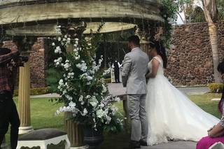 Cynthia Sierra Wedding & Event Planner - 17