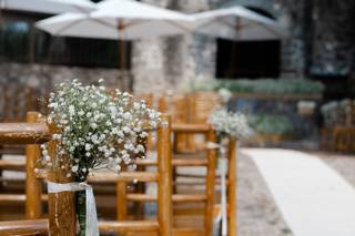 Bajo La Montaña - 19