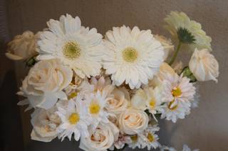 Dol Weddings - Planners & Flowers - 9