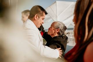 Gustavo Álvarex - 8