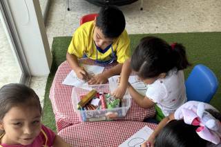 Babysitter II Kids Lab Creativo - 1