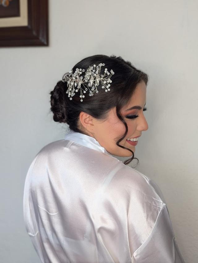 Viri Perdomo Makeup Artist - 2