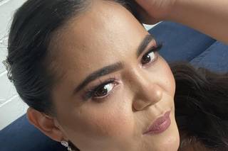 Beca Makeup Studio - 1