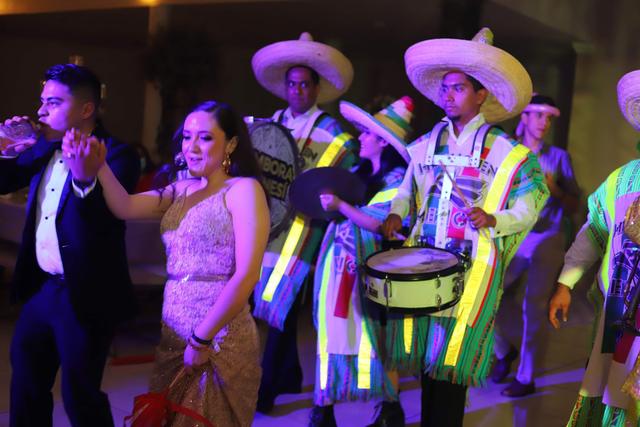 Grupo Musical Frenesí - 4