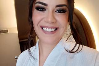 Aline Alonso Make Up & Hair Studio - 9