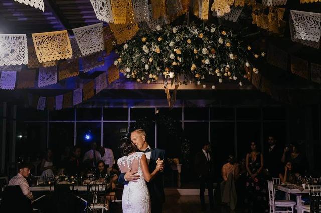 Vanessa Roiz Wedding & Event Planner - 4
