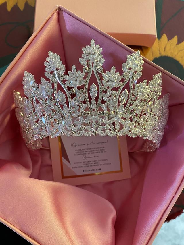 Grimaldi Coronas y Novias - 2