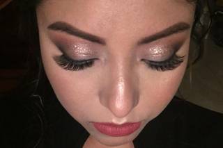 Izamar Makeup - 13