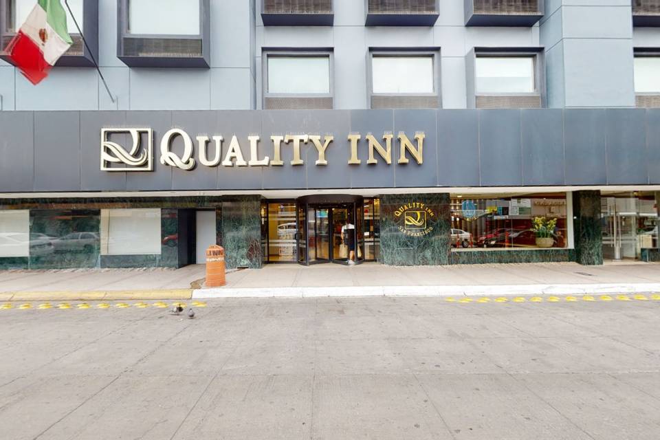 Quality Inn Chihuahua San Francisco 3d tour