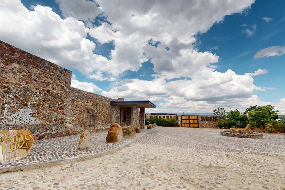 Patio de Luz 3d tour