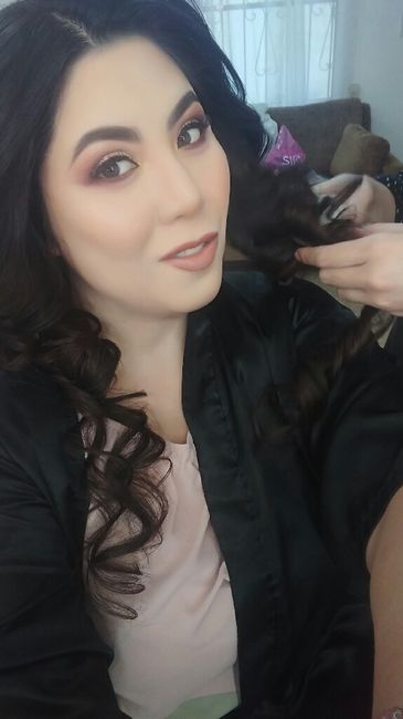 ¿Cuánto pagaron o pagarán por el peinado y maquillaje en su día tan especial? - 1