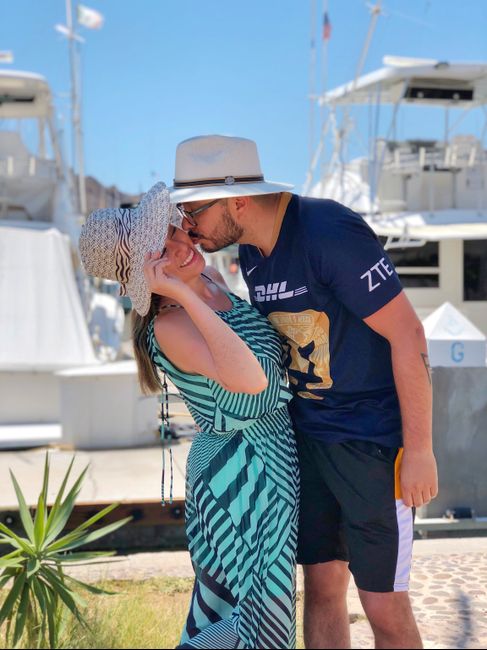 Reto con regalo: Sube una foto con tu pareja🎁 - 1