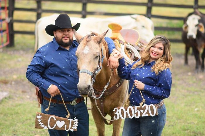 Save the date at ranch! 🤠😍💕👰🏼 10