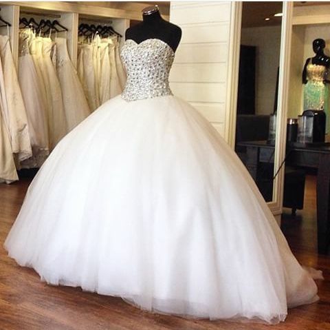 Vestidos y más vestidos - 16