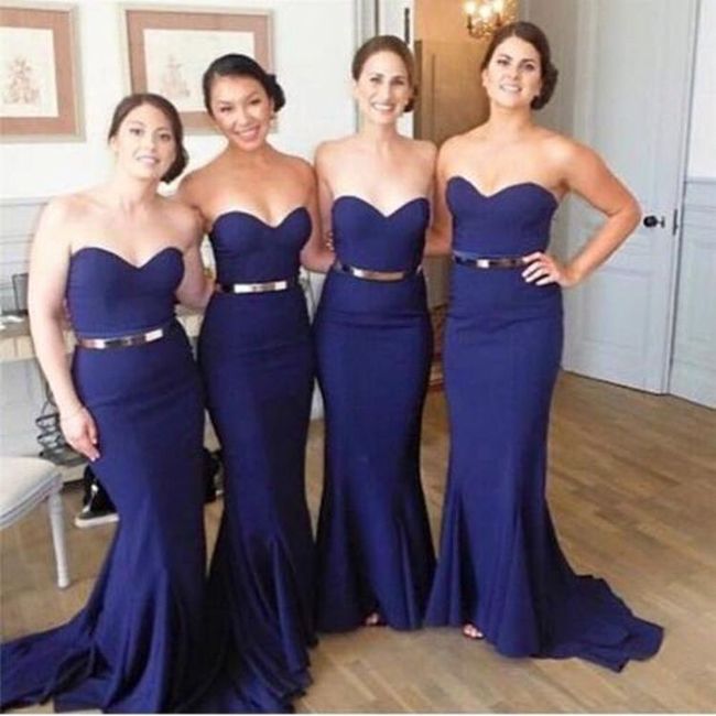 Vestidos para damas en colores oscuros. 4