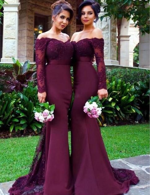 Vestidos para damas en colores oscuros. 14