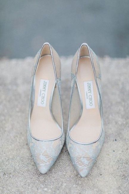 Baby blue en el calzado de la novia 💙 - 11