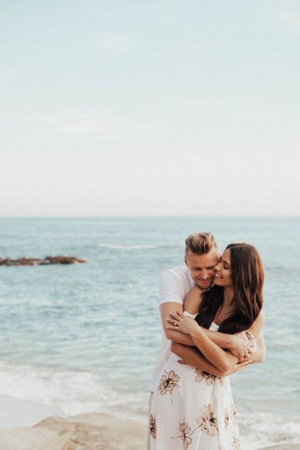 Ideas de outfit para sesión casual en playa. - 25