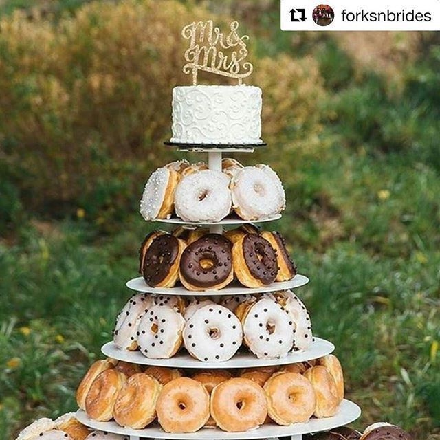 Torre de donas en vez de pastel de bodas. 🎂 - 26