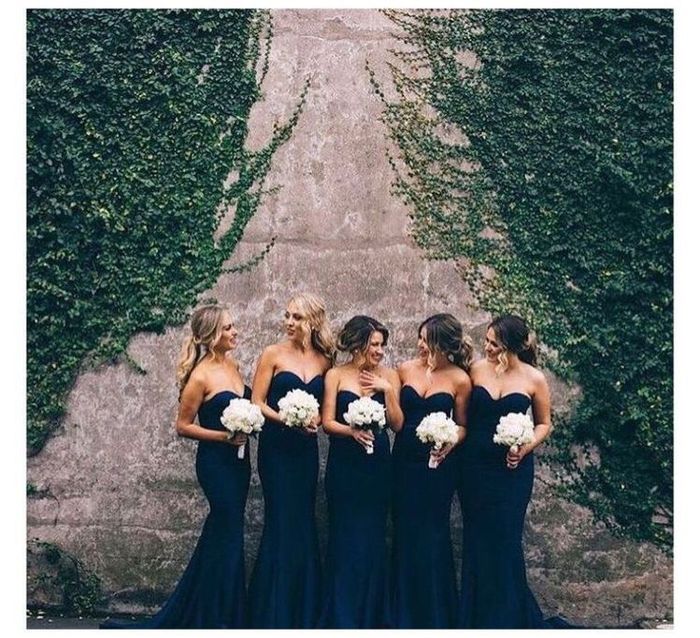 Color de las damas de honor 18