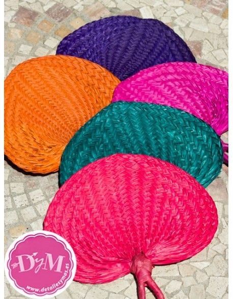 Recuerdos de boda útiles para tus invitados 16