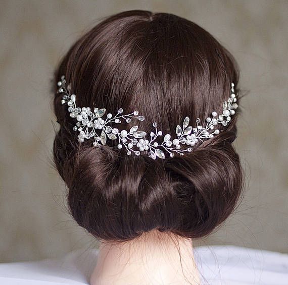 Peinados tipo recogido bajo para novia 👰🏻 18