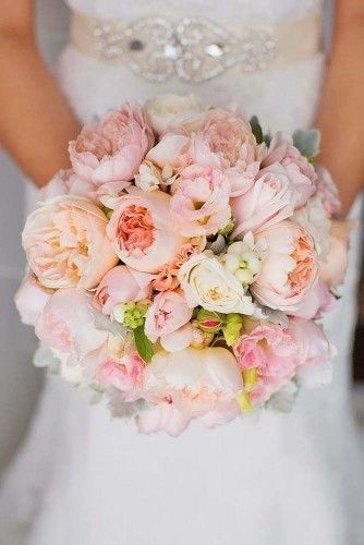 Ramos de novia con toques rosas 💐 21