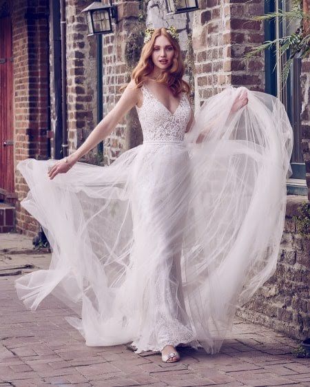 El vestido de novia ideal para una boda en la playa 1