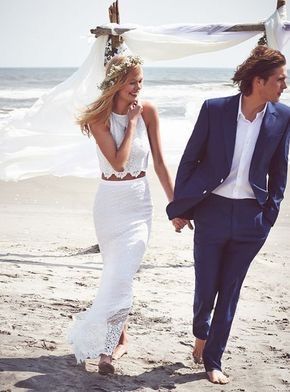 El vestido de novia ideal para una boda en la playa 17