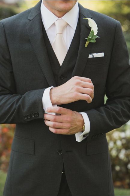 Colores: El traje del novio en gris ✨ 5