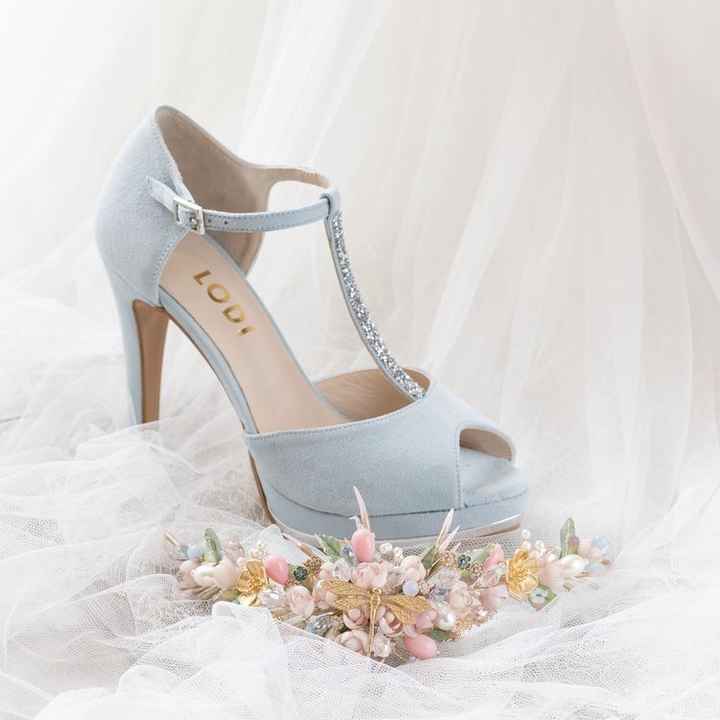 Baby blue en el calzado de la novia 💙 - 4