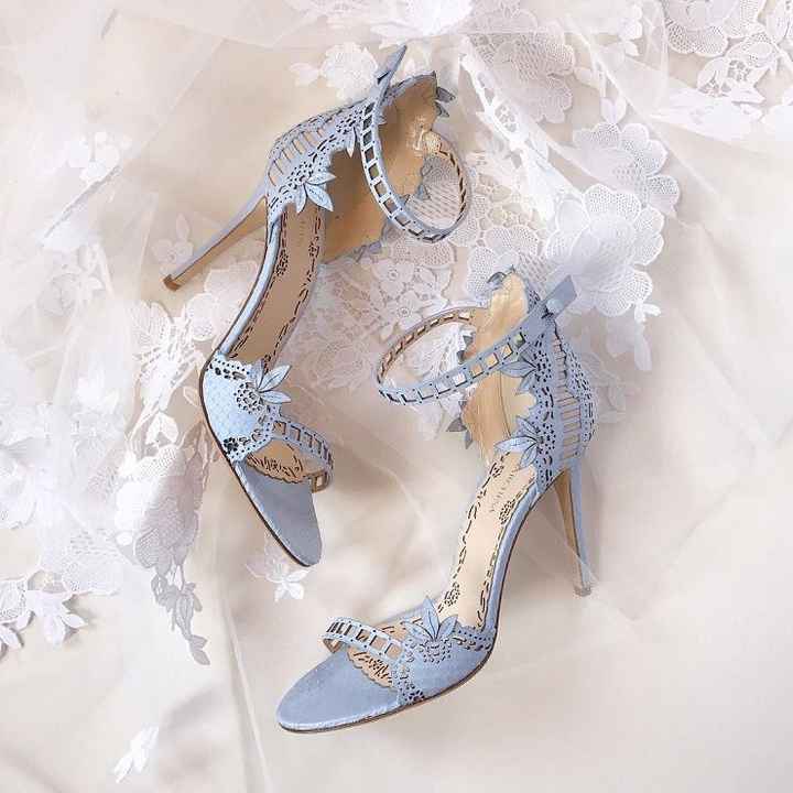 Baby blue en el calzado de la novia 💙 - 6