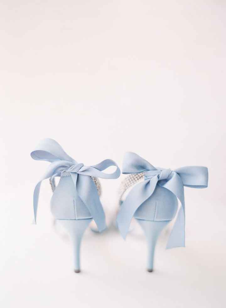 Baby blue en el calzado de la novia 💙 - 7