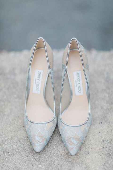 Baby blue en el calzado de la novia 💙 - 11