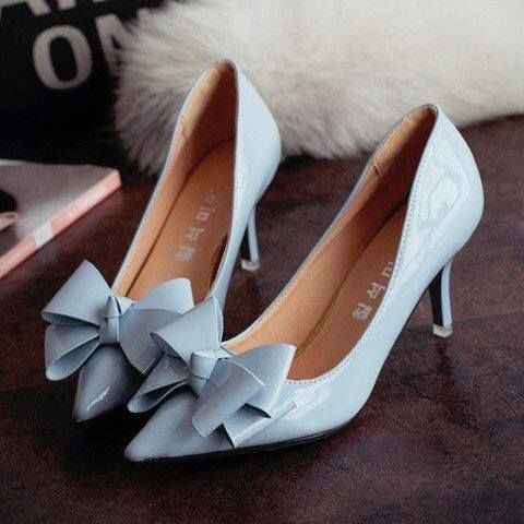 Baby blue en el calzado de la novia 💙 - 13