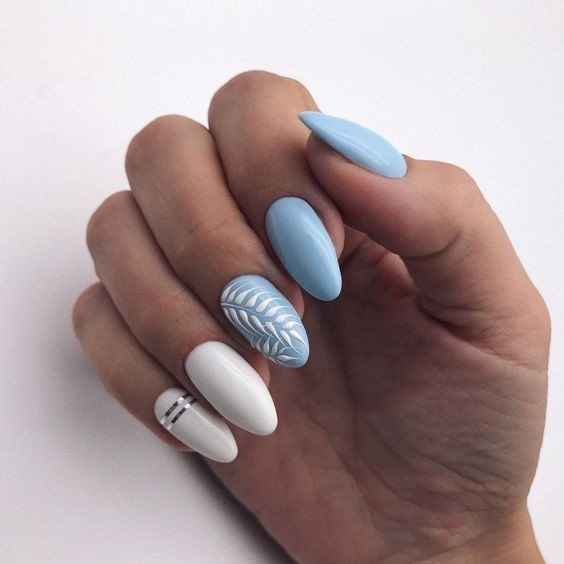 Manicura en tonos azules 💙💅🏻 - 15