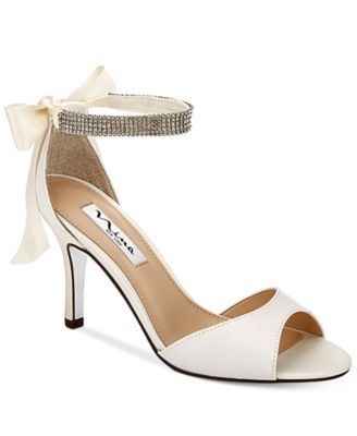 Tacones bajos para el día b - 11