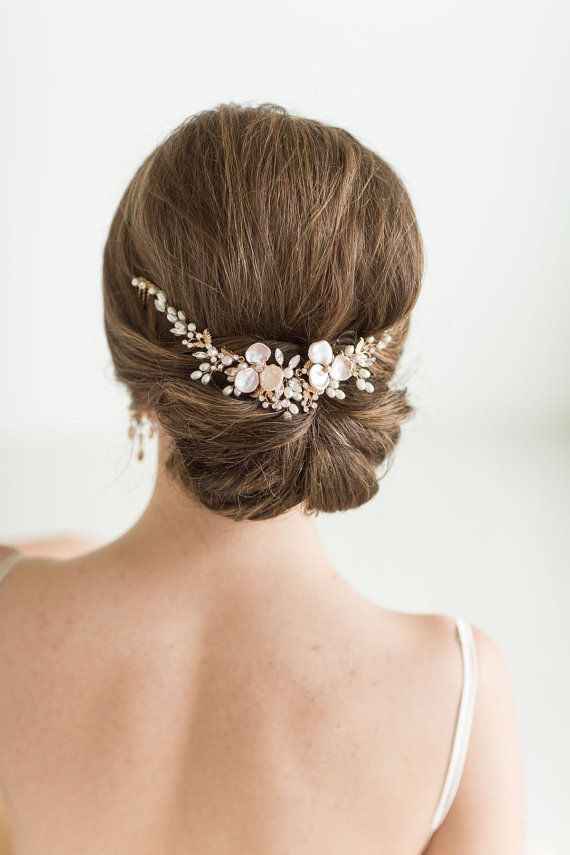 Peinados tipo recogido bajo para novia 👰🏻 - 16