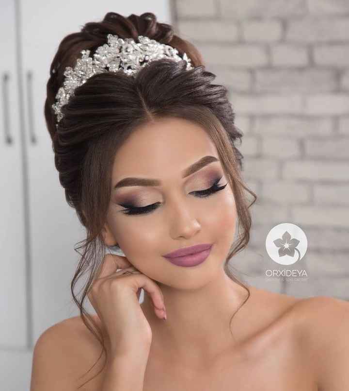 Peinados tipo recogido alto para novia 👰🏻 - 21