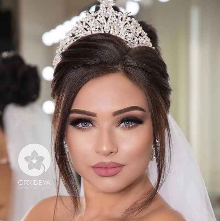 Peinados tipo recogido alto para novia 👰🏻 - 22