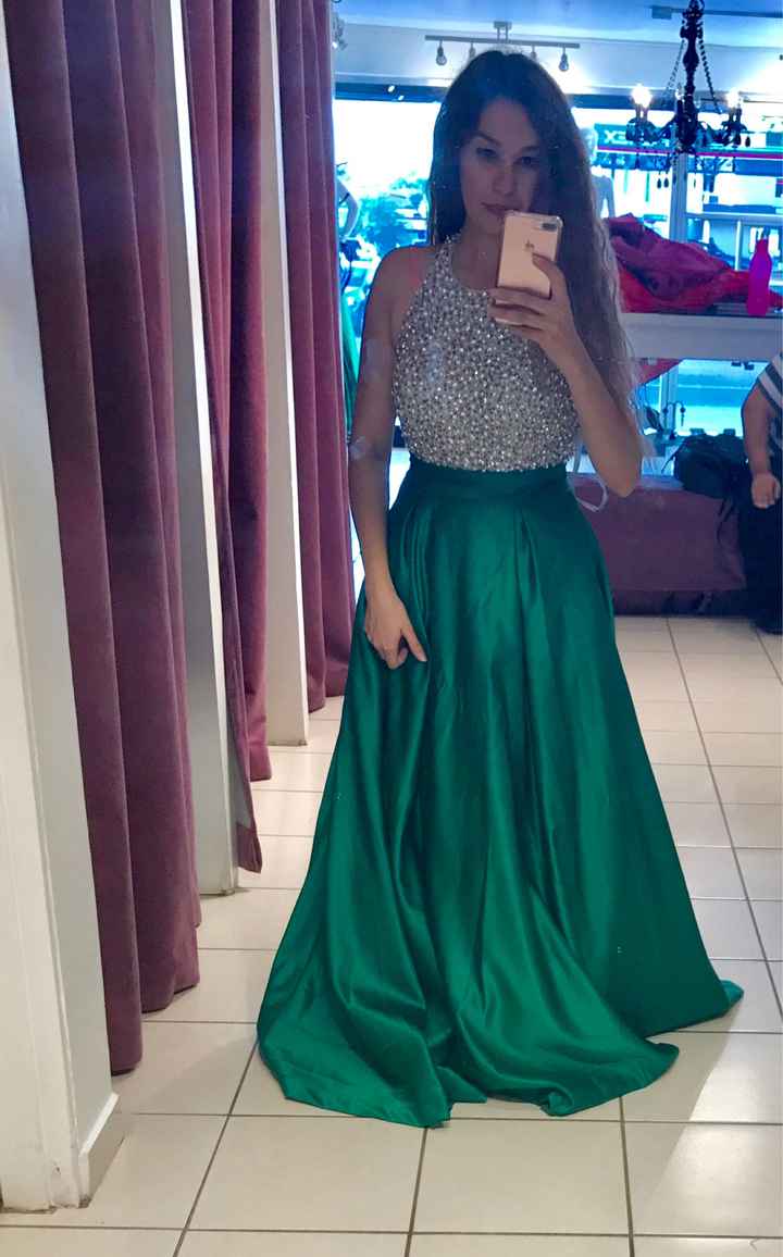¿Cómo sería tu vestido si fueras invitada... en tu propia boda? - 1