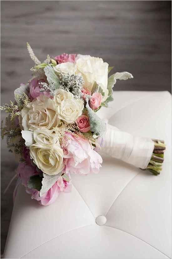 Ramos de novia con toques rosas 💐 - 25