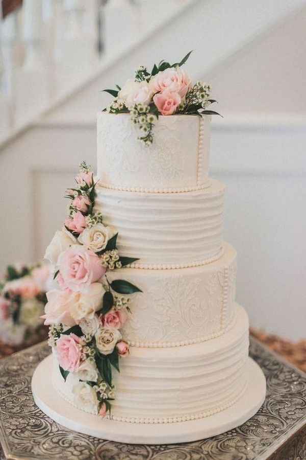 Pastel blanco + flores= Combinación infalible 👌🏼✨ - 12
