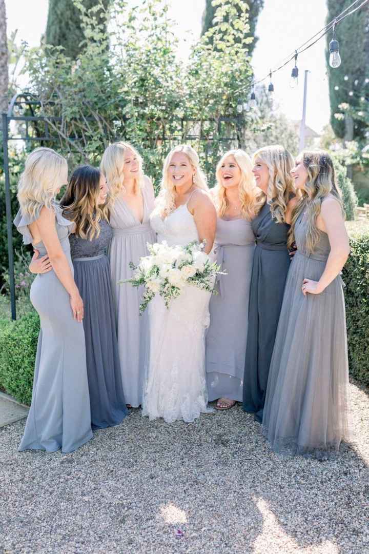 Colores: Vestidos de dama en color gris ✨ - 18
