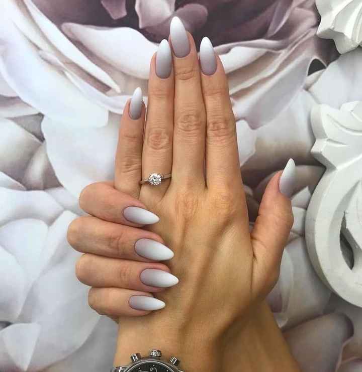 Colores: uñas en tono gris ✨ - 3