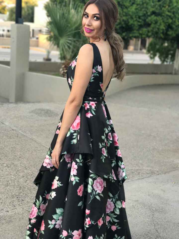 Vota: ¿Te parece raro que alguna invitada lleve negro en tu boda? - 1