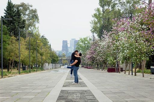 Ideas de vestimenta para sesión "save the date" - 1