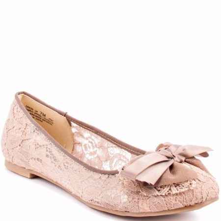 Zapatos con encaje